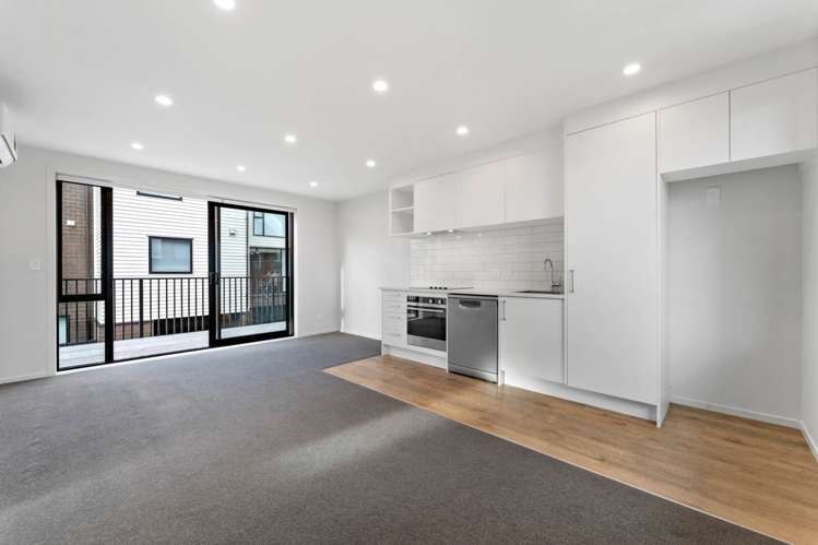 10/1 Fruitvale Road New Lynn_6