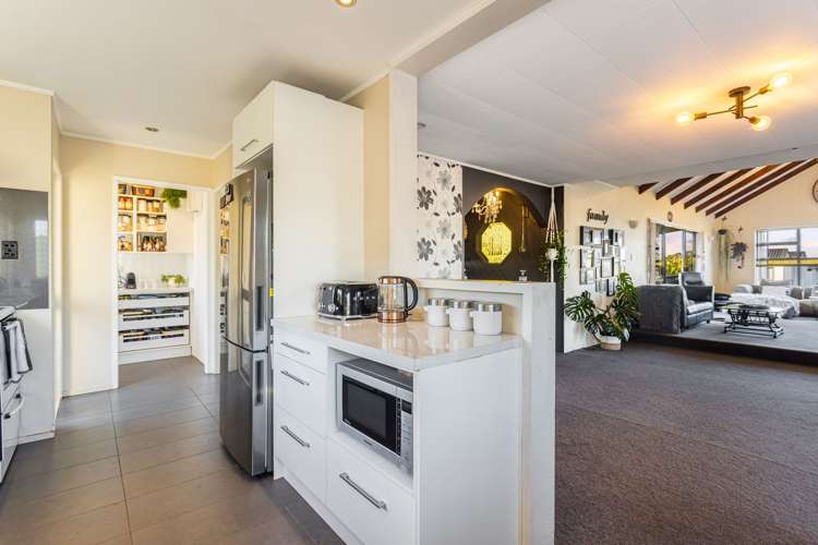 24 Granville Drive Massey_8