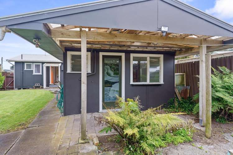 8 The Avenue Otaki Beach_12