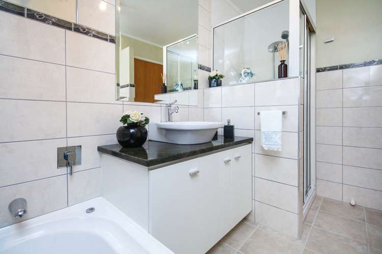 16a Hutchinsons Road Bucklands Beach_11