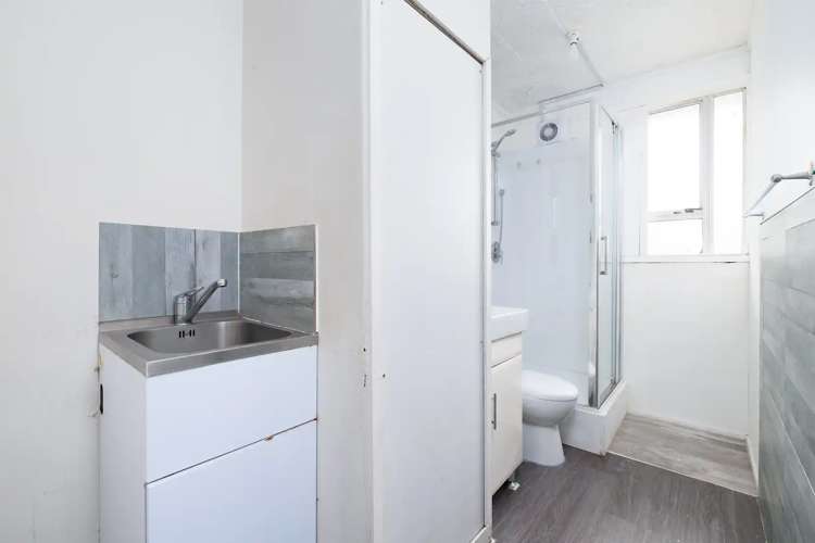 9/33 Hutton Street_5