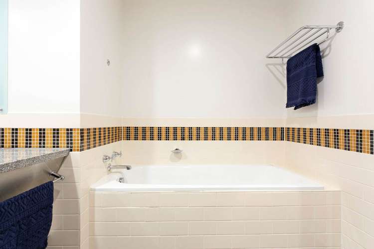 717/35 Hobson Street Auckland Central_17