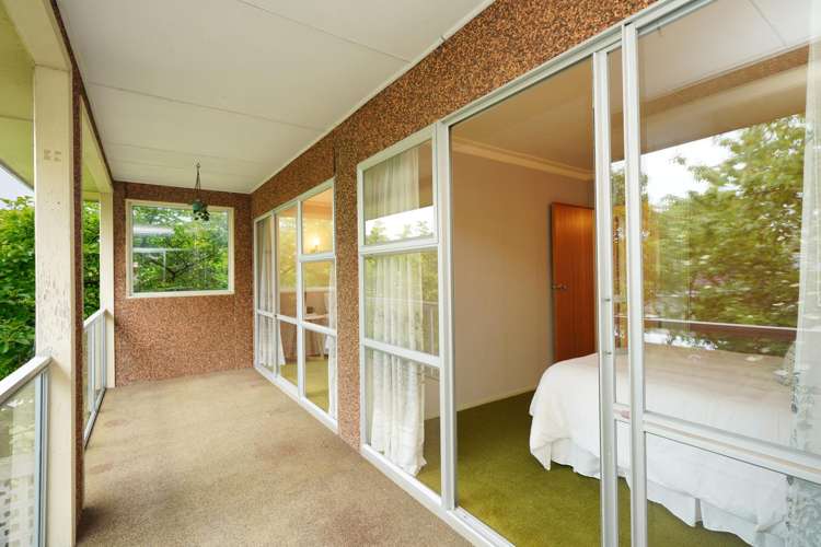 249 Queens Drive Windsor_11