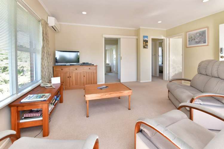 2/280 Beach Road Campbells Bay_5