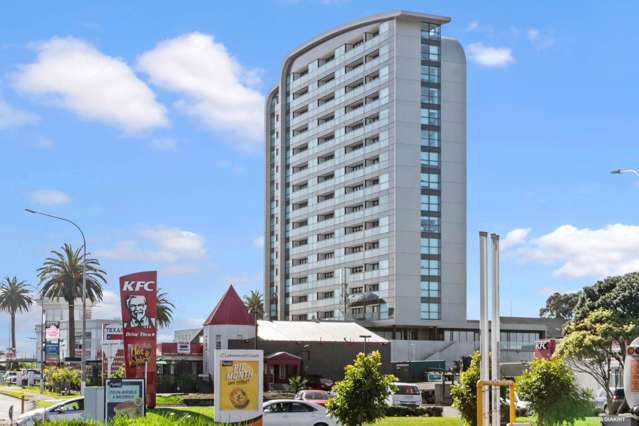 Cash cow investment in the heart of Manukau