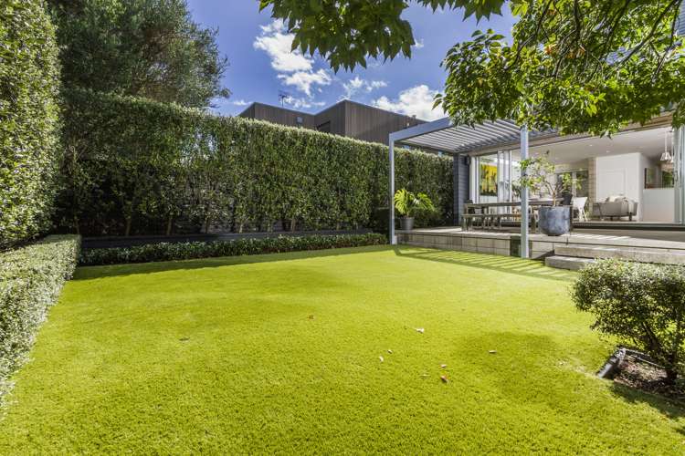 28 Muritai Road Milford_14