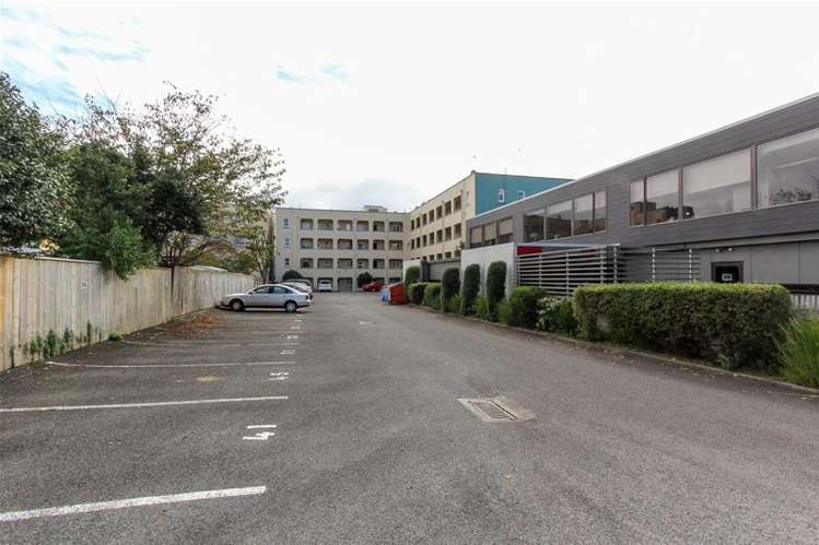 41/127 Saint Aubyn Street New Plymouth Central_13