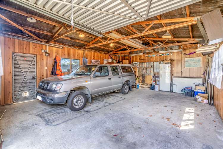 11 Coronation Street Strathern_17