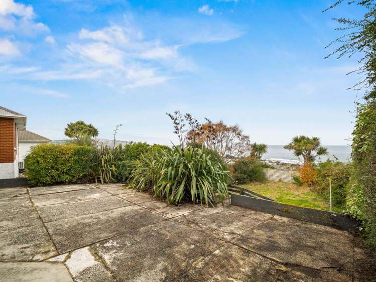 141 Easther Crescent Kew_18