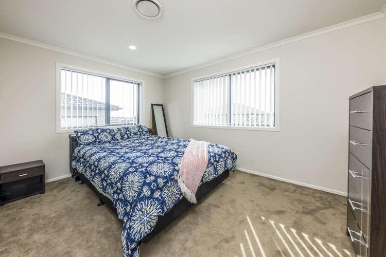 12 Hangahai Road Flat Bush_16