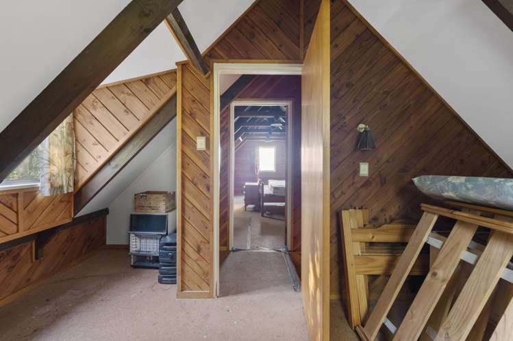 2/102 Wakeman Road Acacia Bay_13