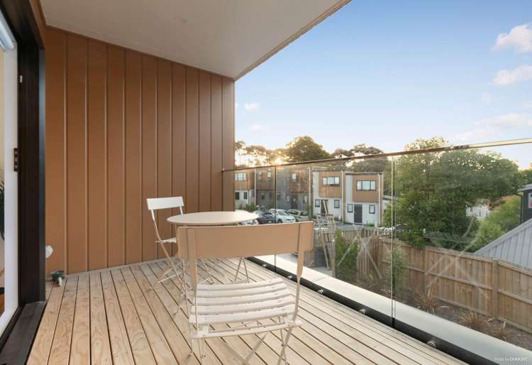 11/9 Schnapper Rock Road Schnapper Rock_9