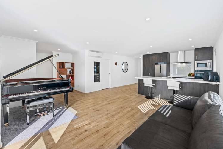 19 Papa Orchard Drive Kumeu_13