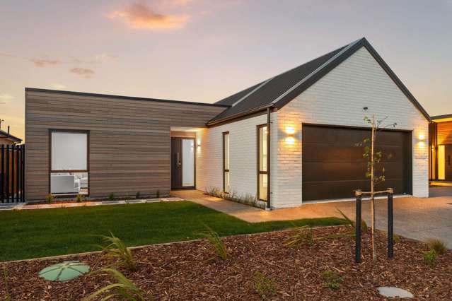 Spacious Family Living in Oliver Grove