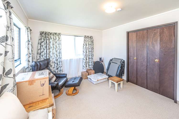 5 Downes Avenue Springvale_17