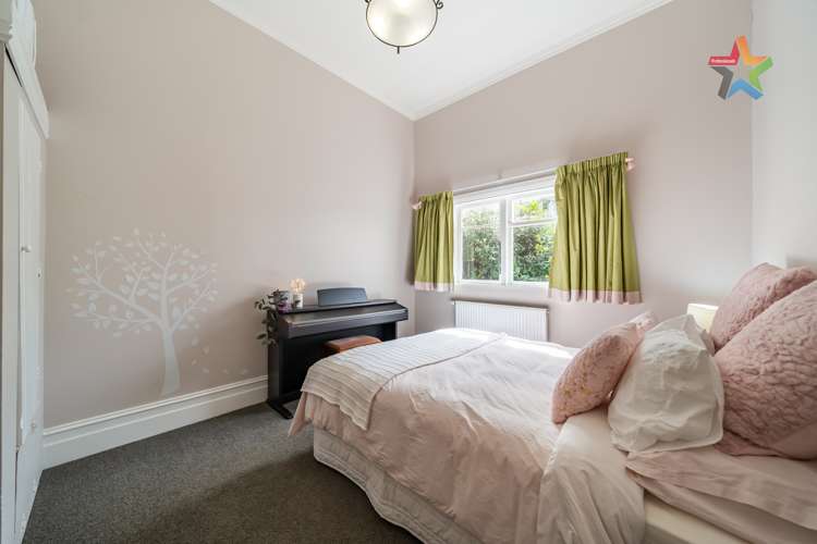 32 Riddlers Crescent Petone_11