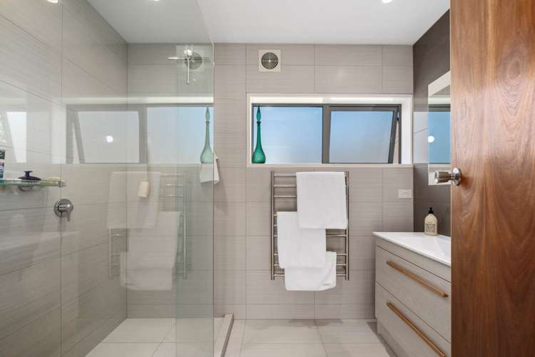 1/9 Second Avenue Stanley Point_28