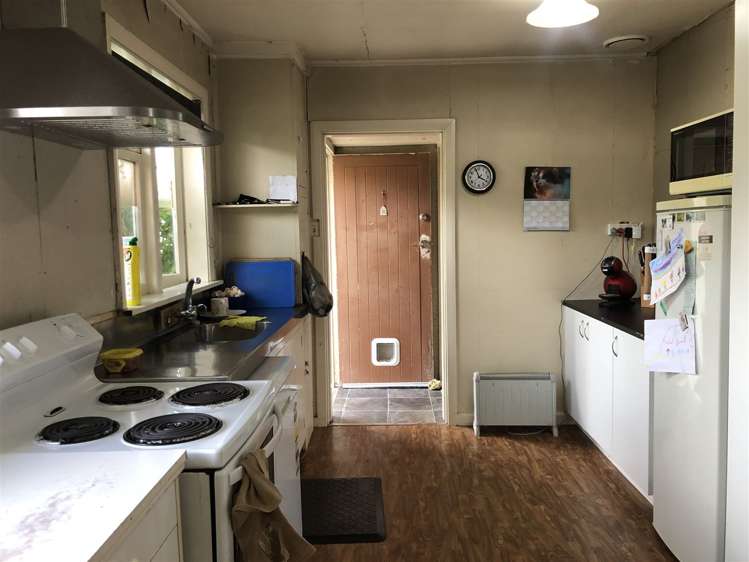 8 Tekoa Street Waiau_14