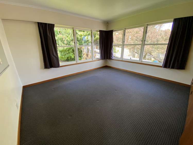 25 Highland Avenue Titirangi_6