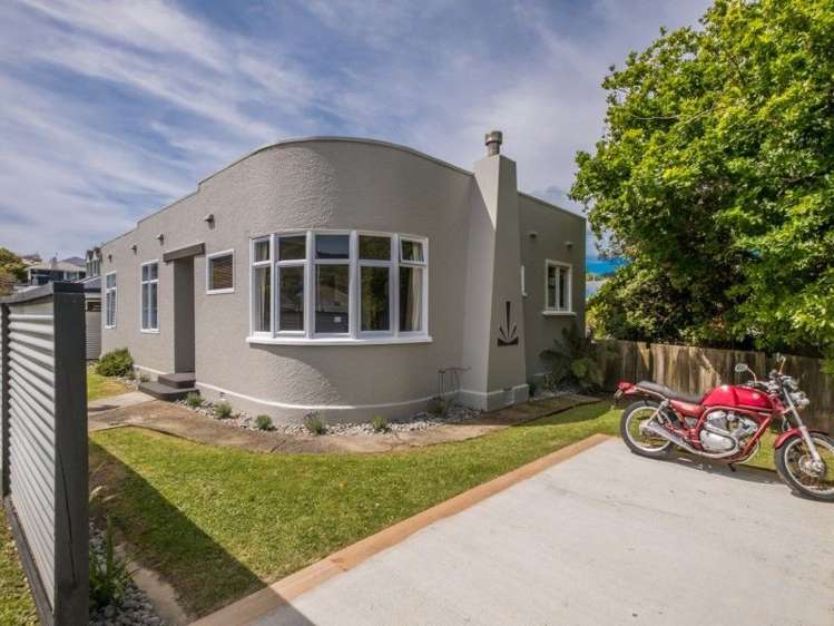 1 Roy Street Tawa_11