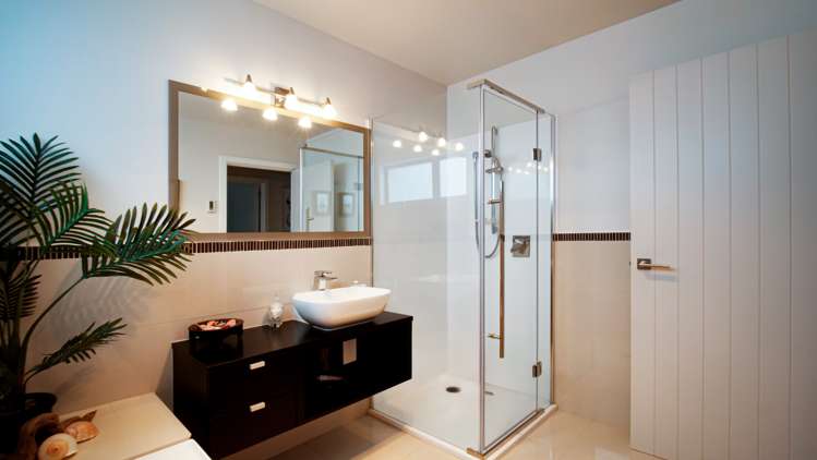 90 Harbour Drive Otumoetai_14