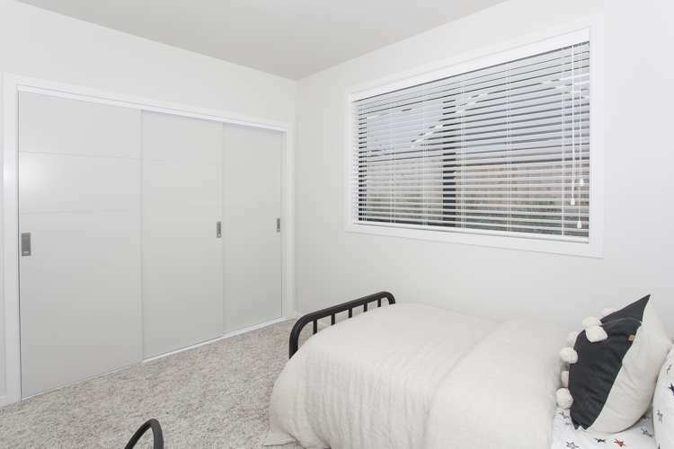 156 Pacific Drive Fitzherbert_13