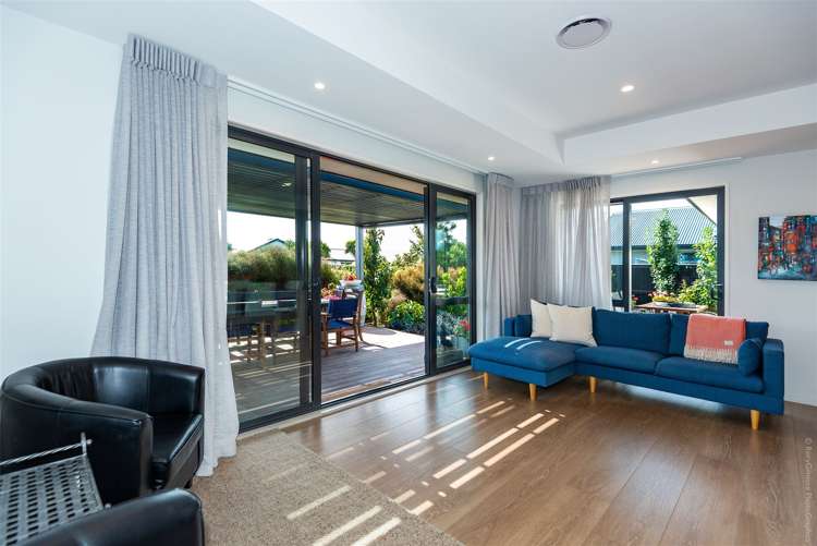 12 Eaton Place Lincoln_8