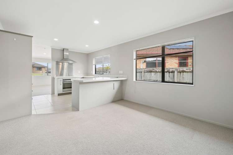 3 Percy Kinsman Crescent_4