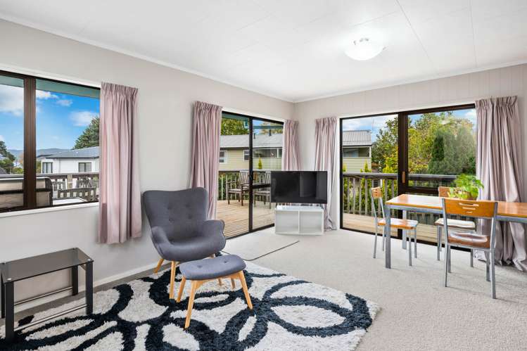 2/26 Angela Place Kinloch_5