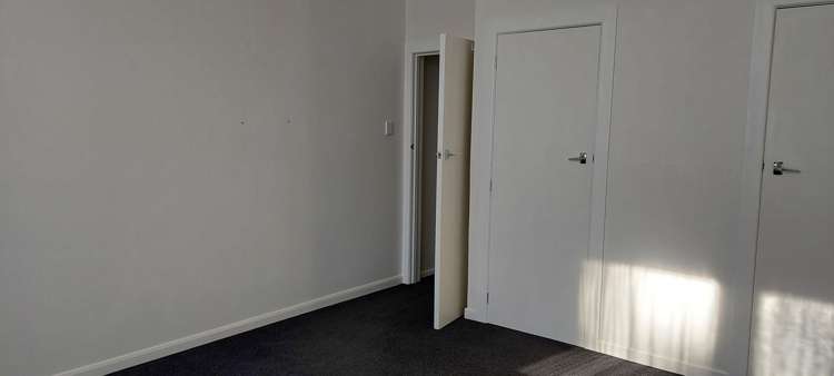 2/706 Charles Street Raureka_14