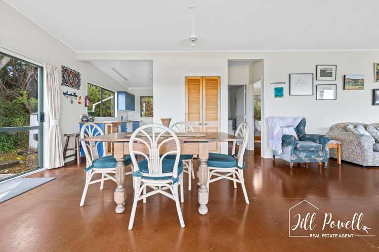 13 Moana Road Tinopai_13