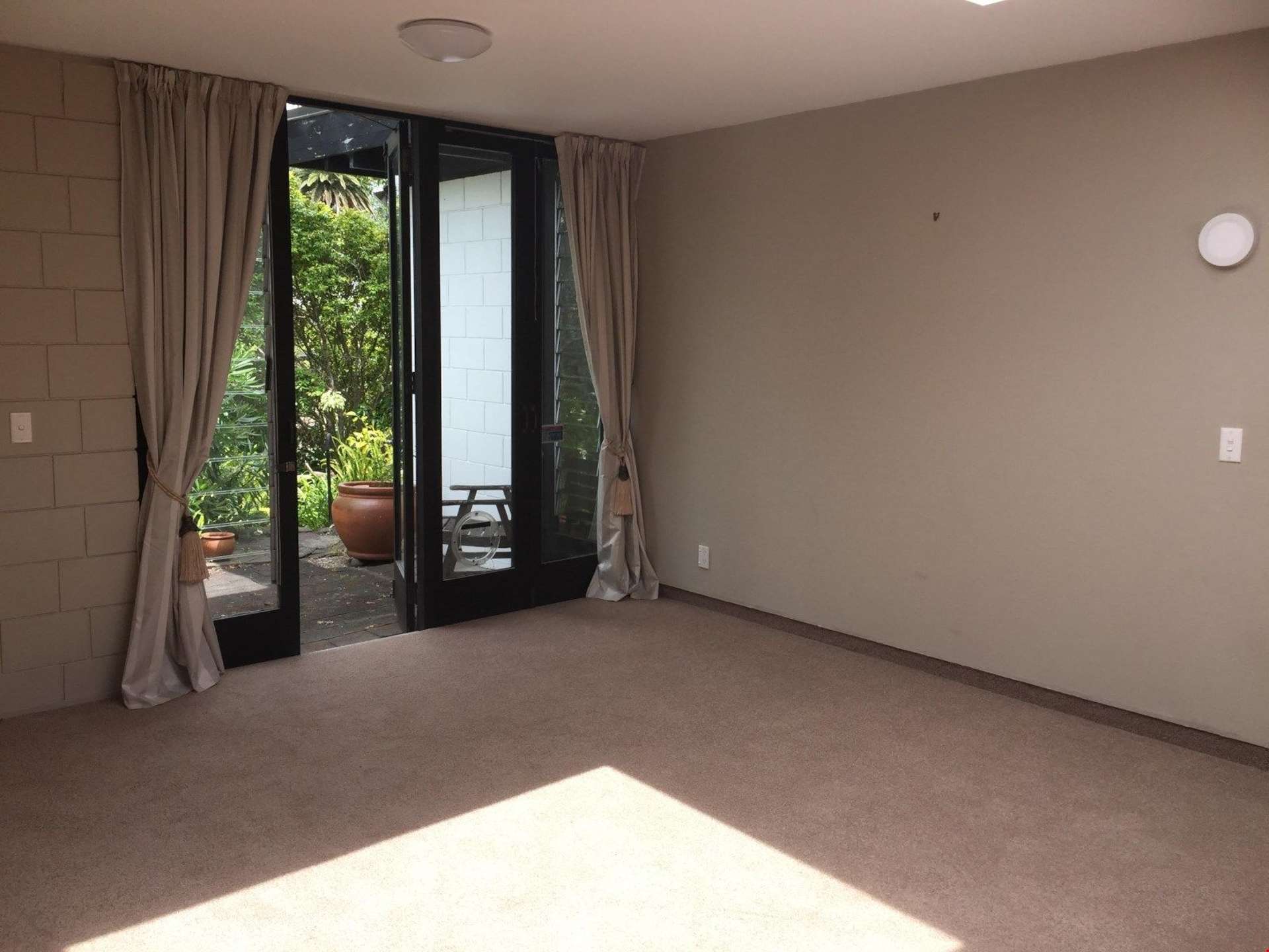 1/4 Conrad Drive Remuera_0