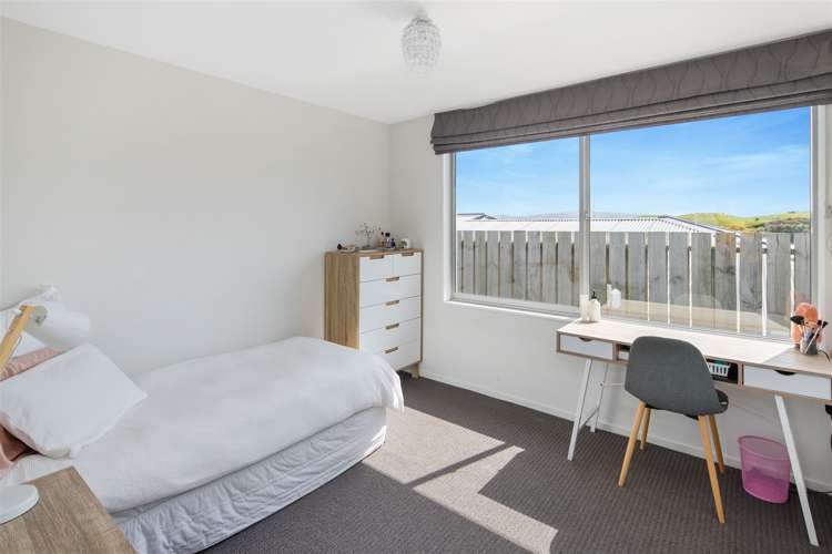 51 Red Beech Avenue Woodridge_12