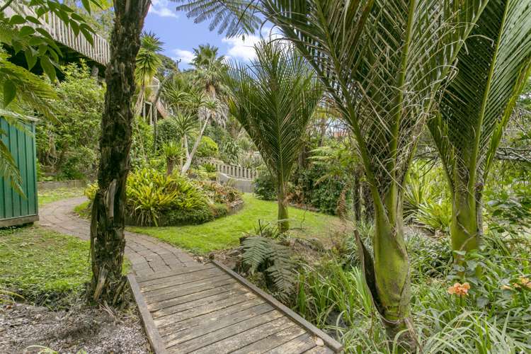 430 Huia Road Laingholm_7