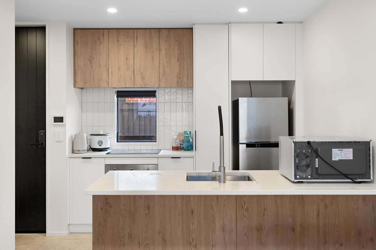 2/24 Devonport Lane_1