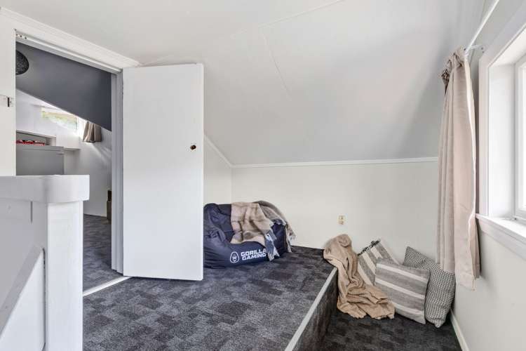 40 Emano Street Toi Toi_11