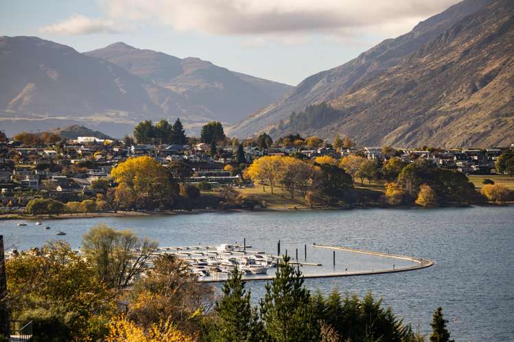 36 Perkins Road Queenstown Hill_30