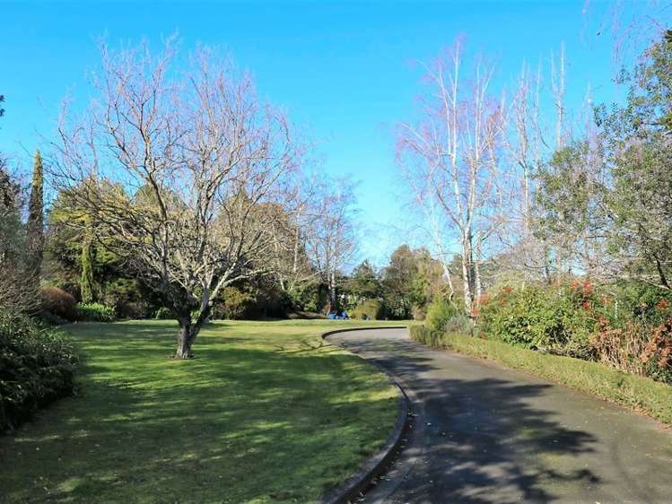 64 Richmond Road Carterton_23