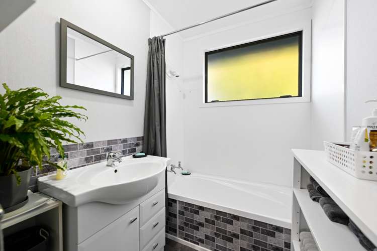 8b Norman Street Nawton_11