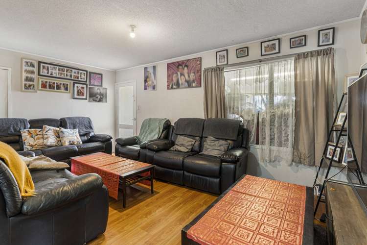 49 Sunvue Road Glen Eden_9