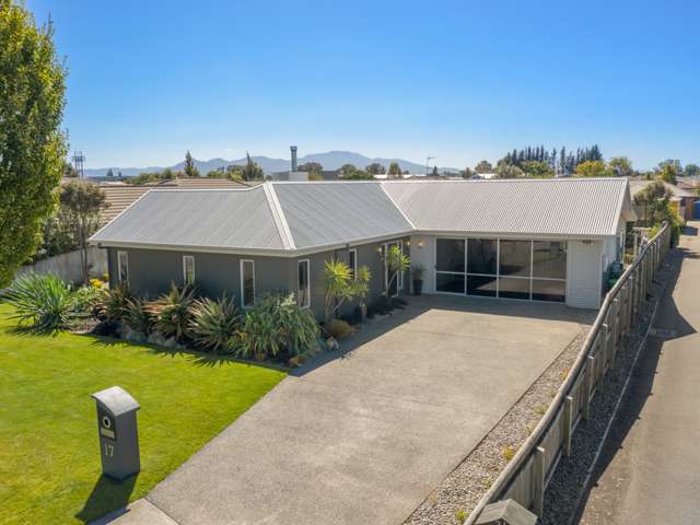 17 De Castro Drive Blenheim Central_3