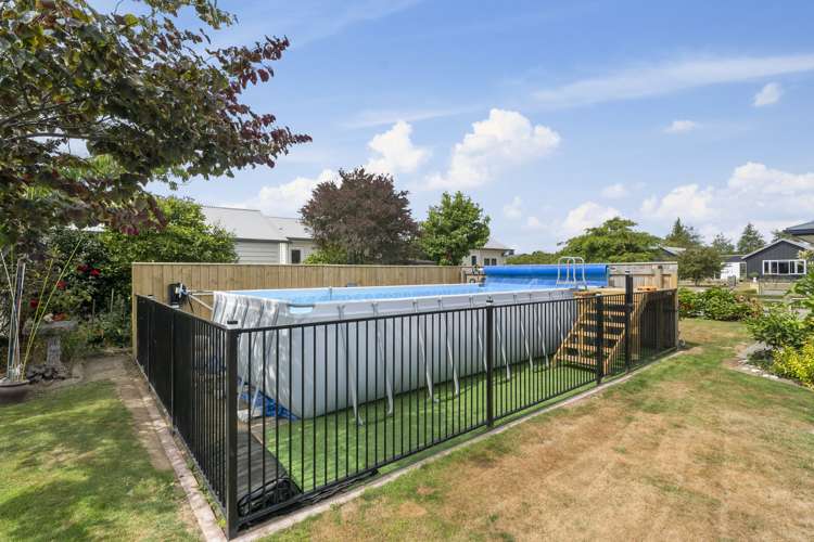 9 Cherry Lane Martinborough_16