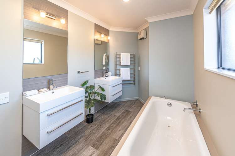 12 Norfolk Drive Otamatea_12