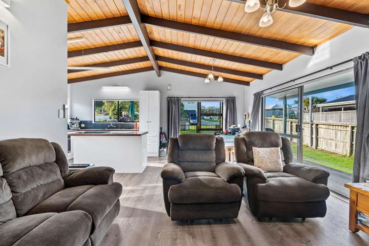 4 Omutu Street Oakura Coast_6