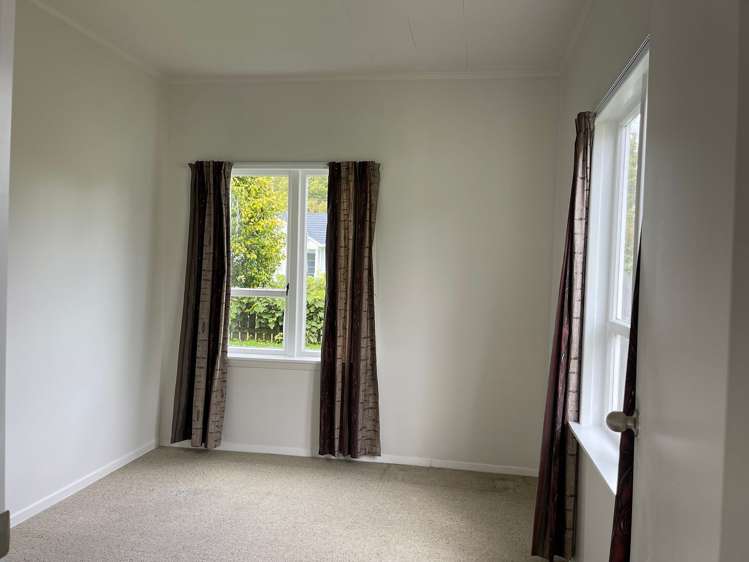 4 Gibbs Crescent Wainuiomata_18