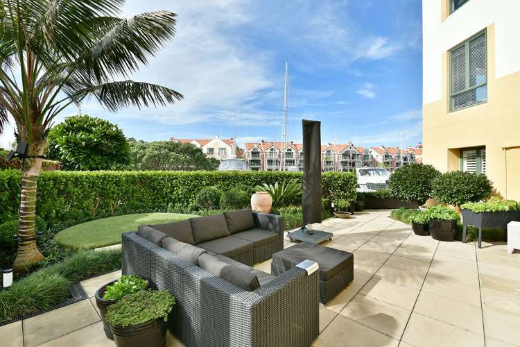 1 Waterside Crescent Gulf Harbour_15