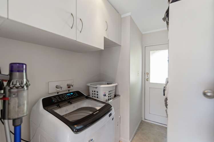 93 Coopers Road Gate Pa_17