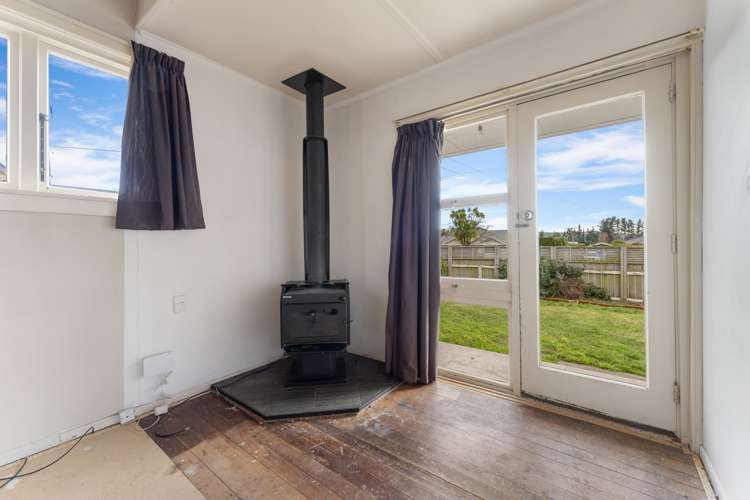 9 Princes Street Waikari_13