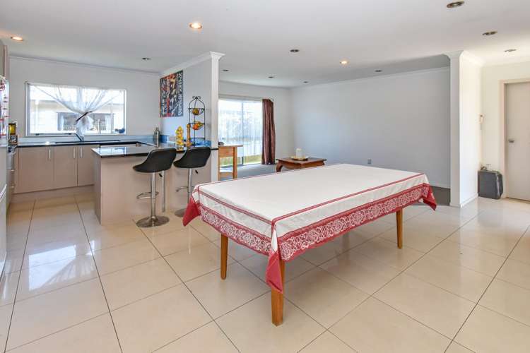 10 Mark Edgar Place Clendon Park_4