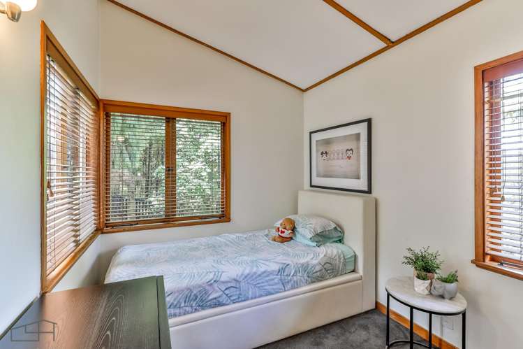 33 Kauri Loop Road Oratia_12